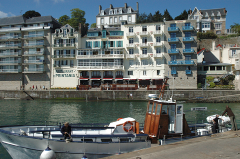 Htel avec vue mer en bretagne